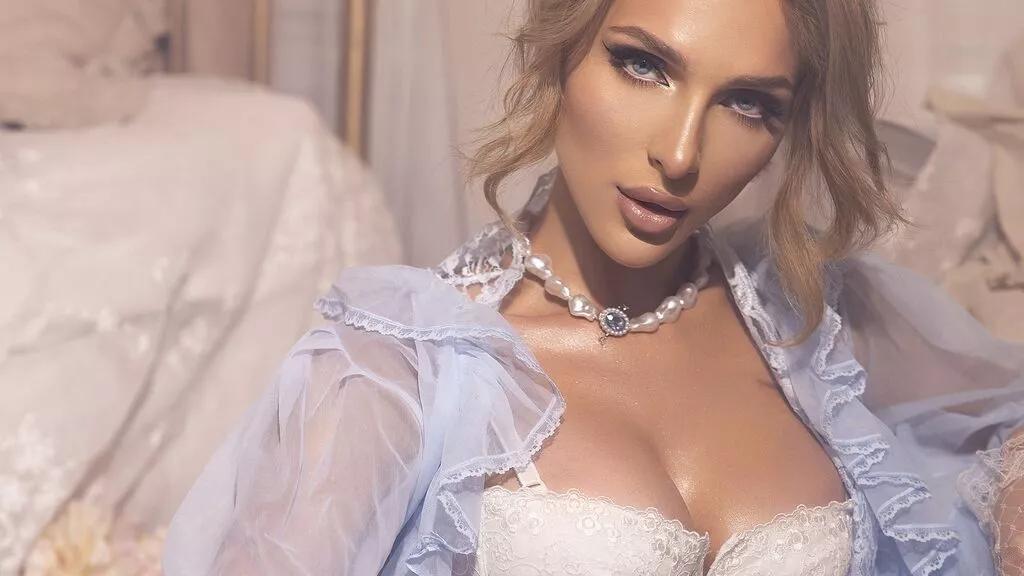 LuluBianco from LiveJasmin