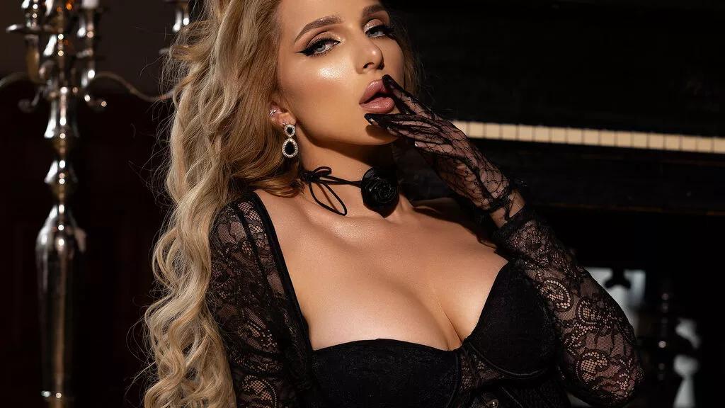 LuluBianco from LiveJasmin