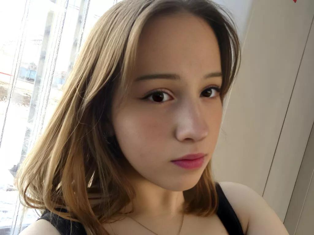 MayaRhodes webcams show profile image 