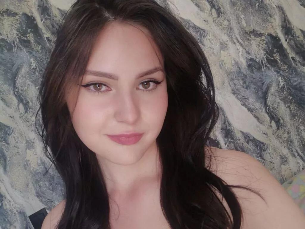 MeriAdals webcams show profile image 