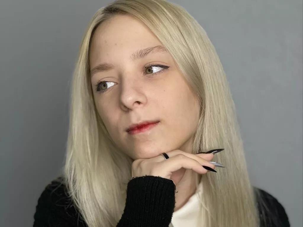 OdelynChasey webcams show profile image 