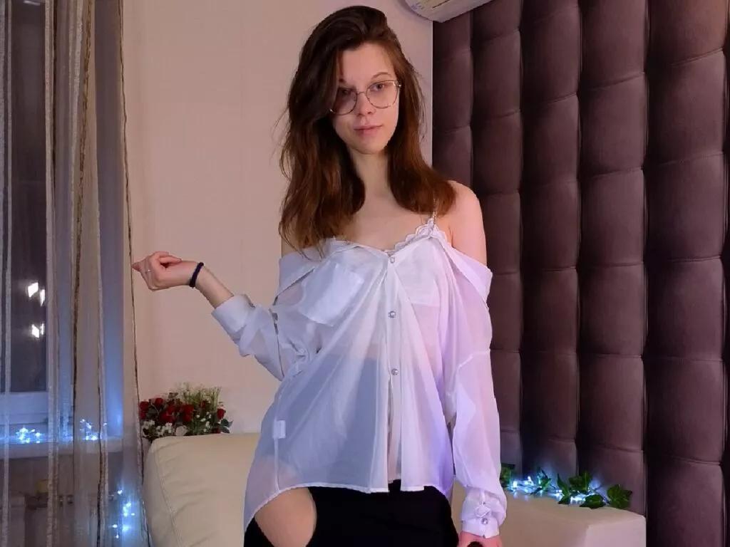 OdiliaHartshorn webcams show profile image 