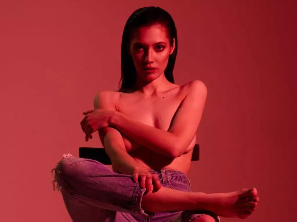 OksanaRai webcams show profile image 