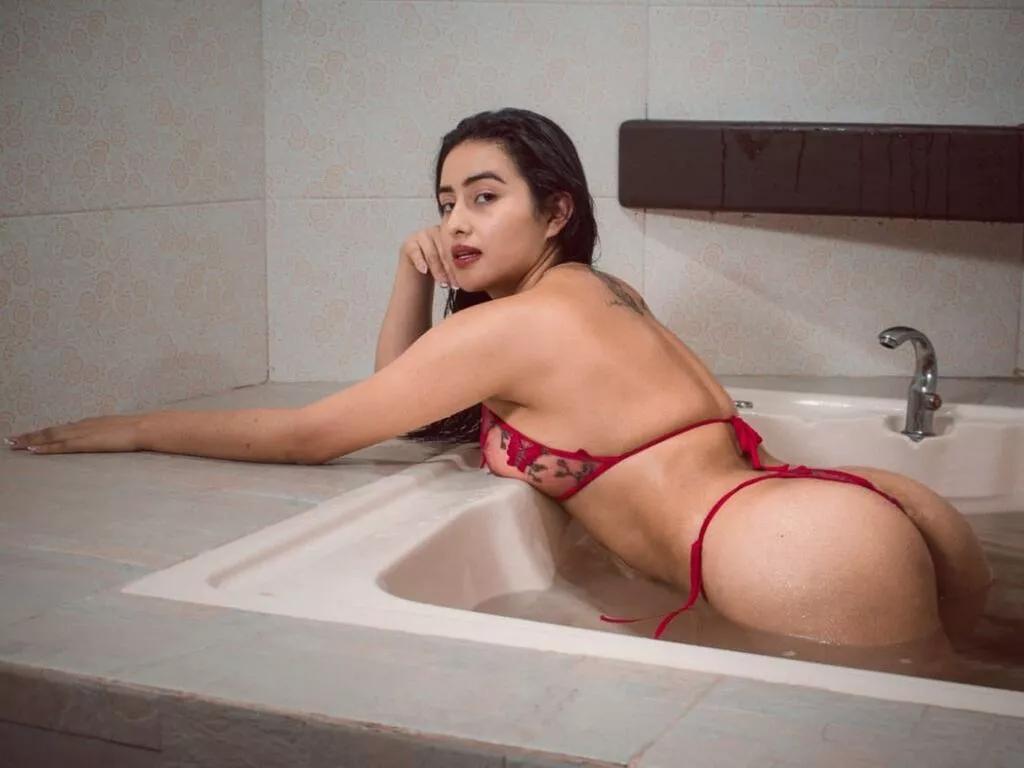 RaisaRuiz webcams show profile image 