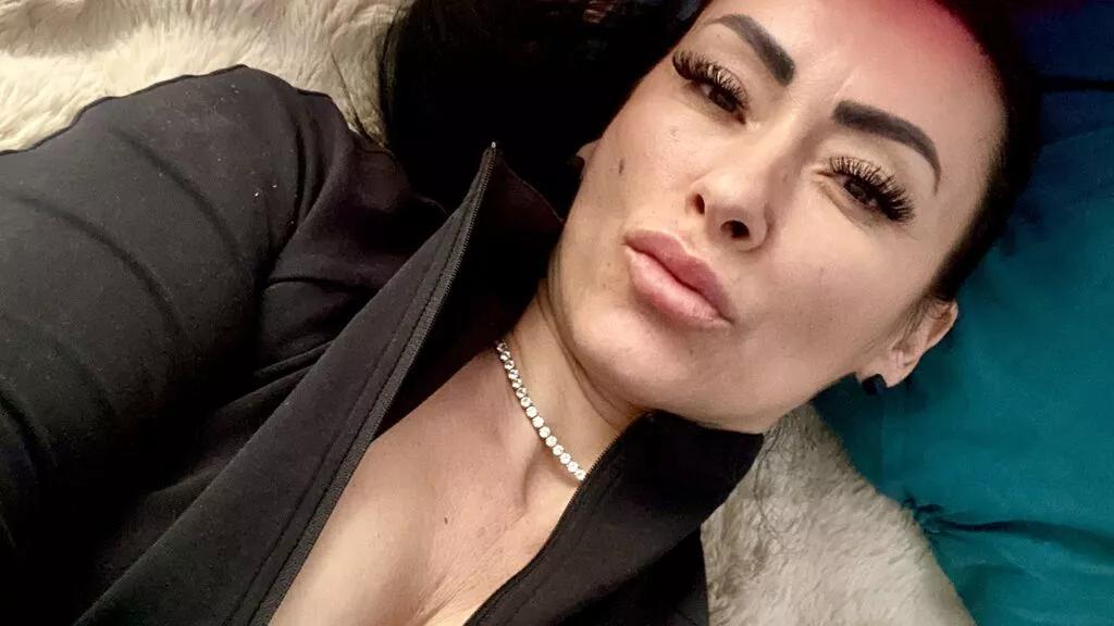 Reeyna from LiveJasmin