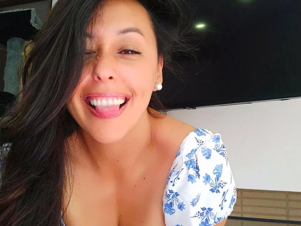 SaharaGarcia on LiveJasmin