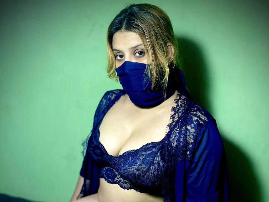 SairaNureen webcams show profile image 
