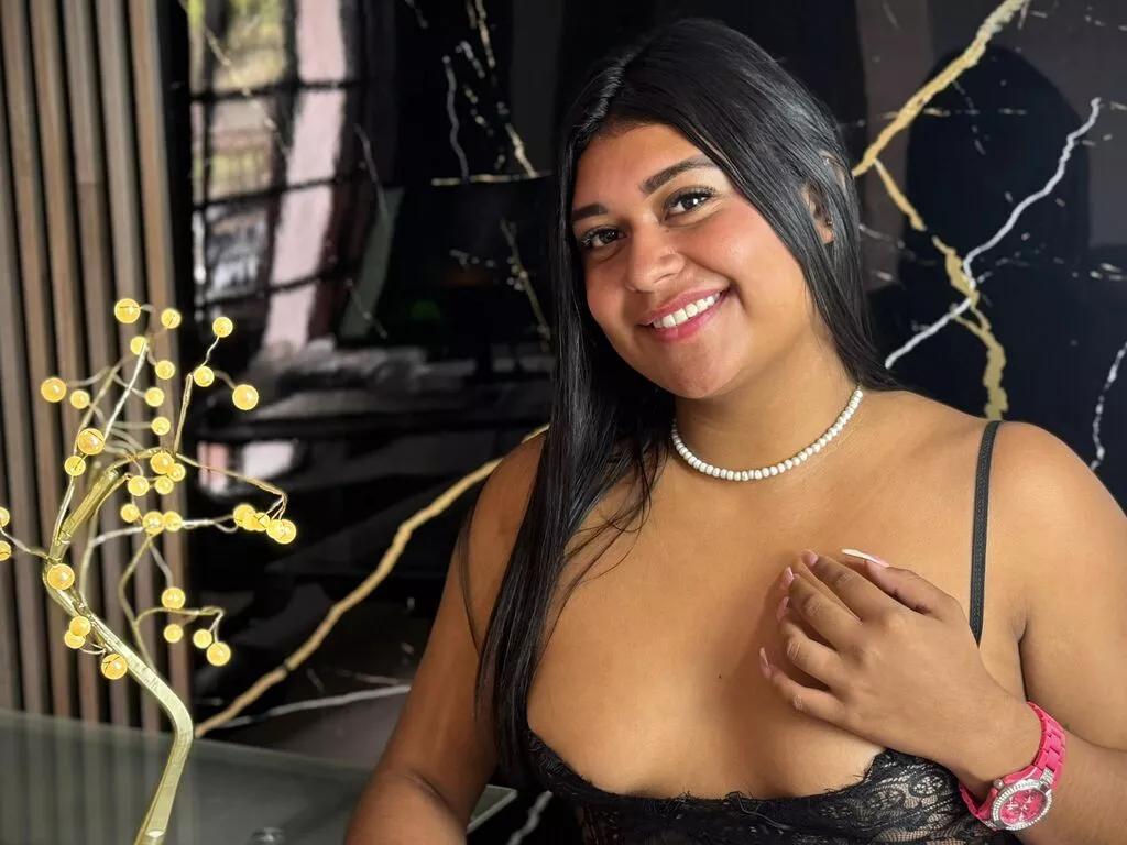 SaritaRous webcams show profile image 