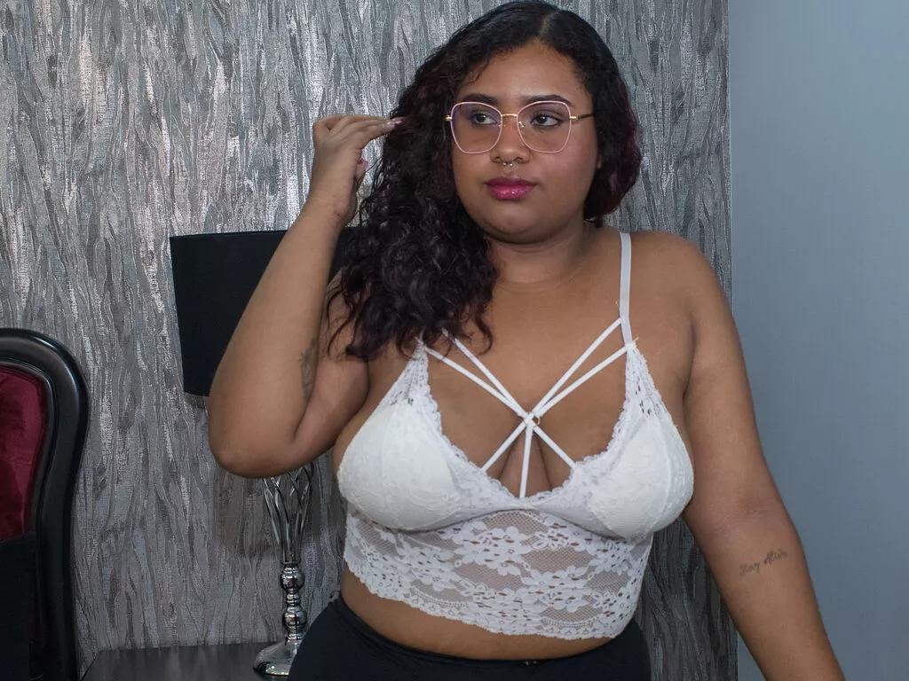 ShanyaMendoza webcams show profile image 