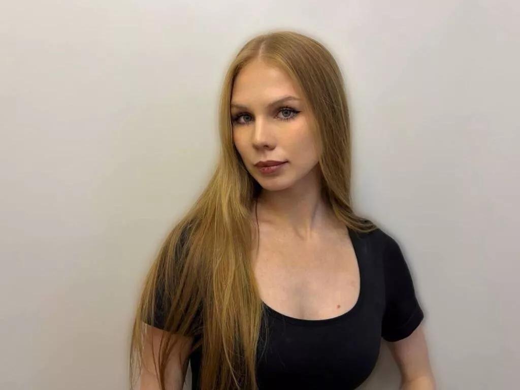 SusieAlvia webcams show profile image 