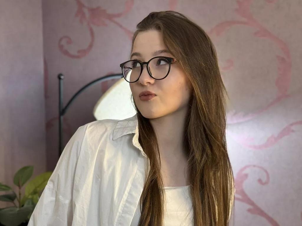 TateGaff from LiveJasmin