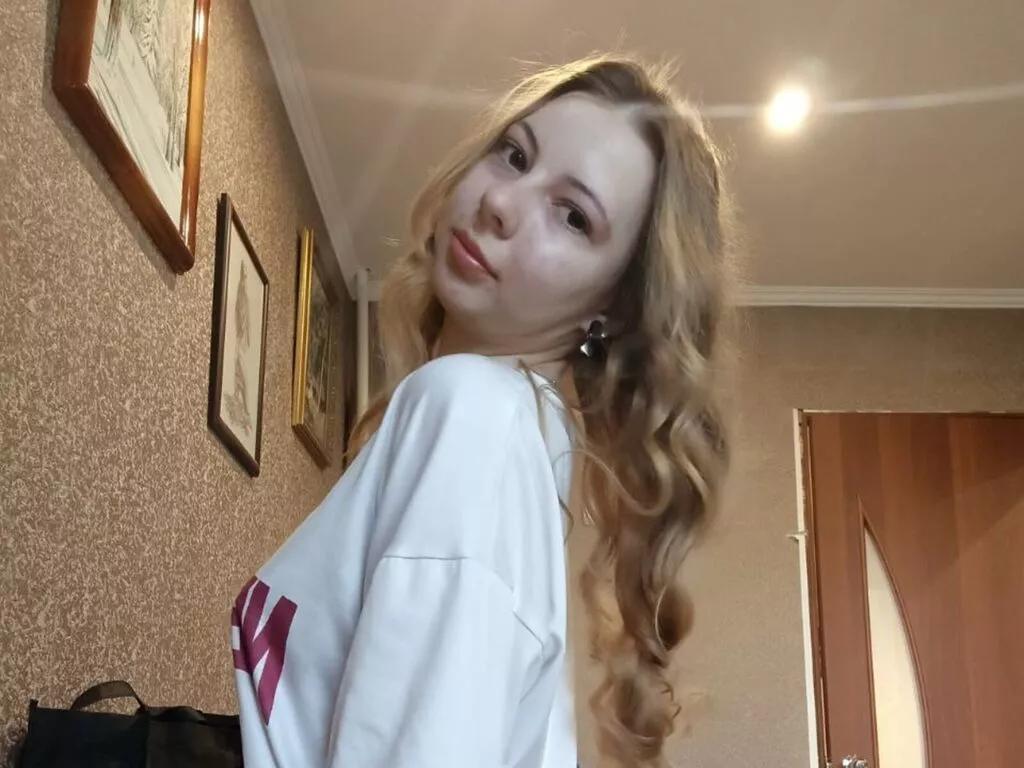 VictoriaAdel webcams show profile image 