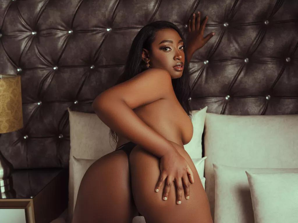 YalianaGuzman webcams show profile image 