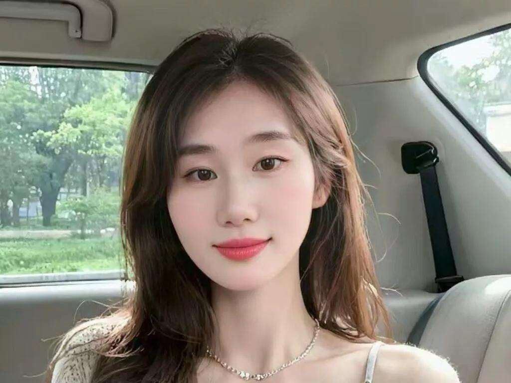 YingBao webcams show profile image 