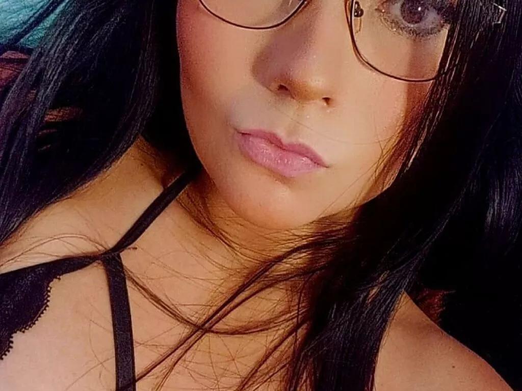 ZairaMist webcams show profile image 