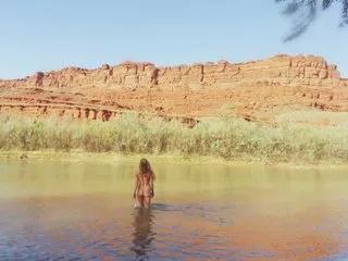 AlexandraDays webcams show profile image 
