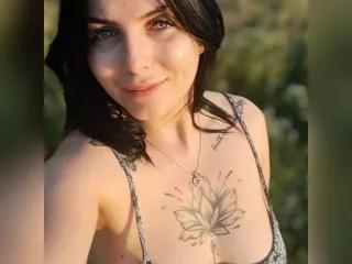 AnnyVegas from Streamate