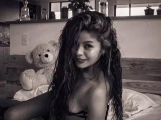 EmyCrahann webcams show profile image 