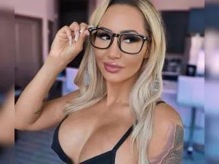 HaliaHillX webcams show profile image 