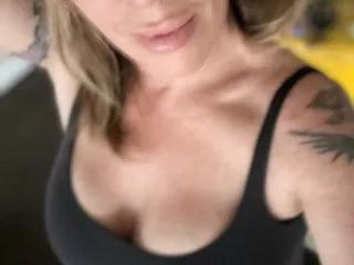 HardLimitHottie webcams show profile image 
