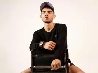 MikeBradleyy webcams show profile image 