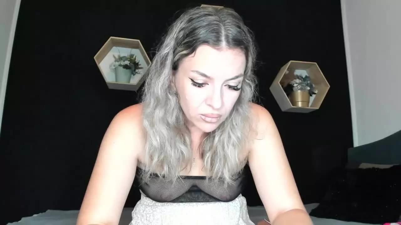 AlesysS webcams show profile image 