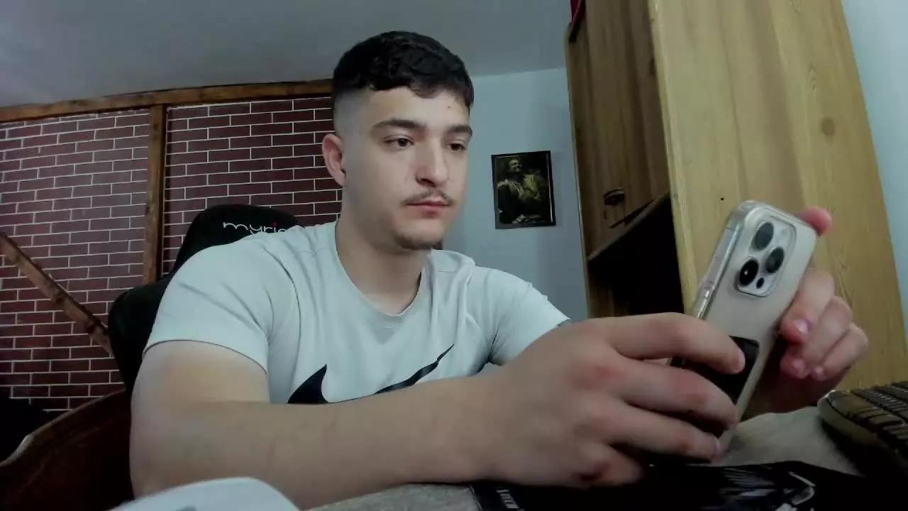 Andyansel webcams show profile image 