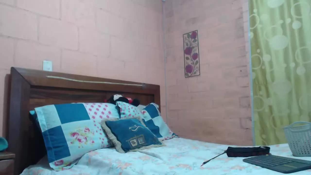 Anngela_Tayson from Streamray