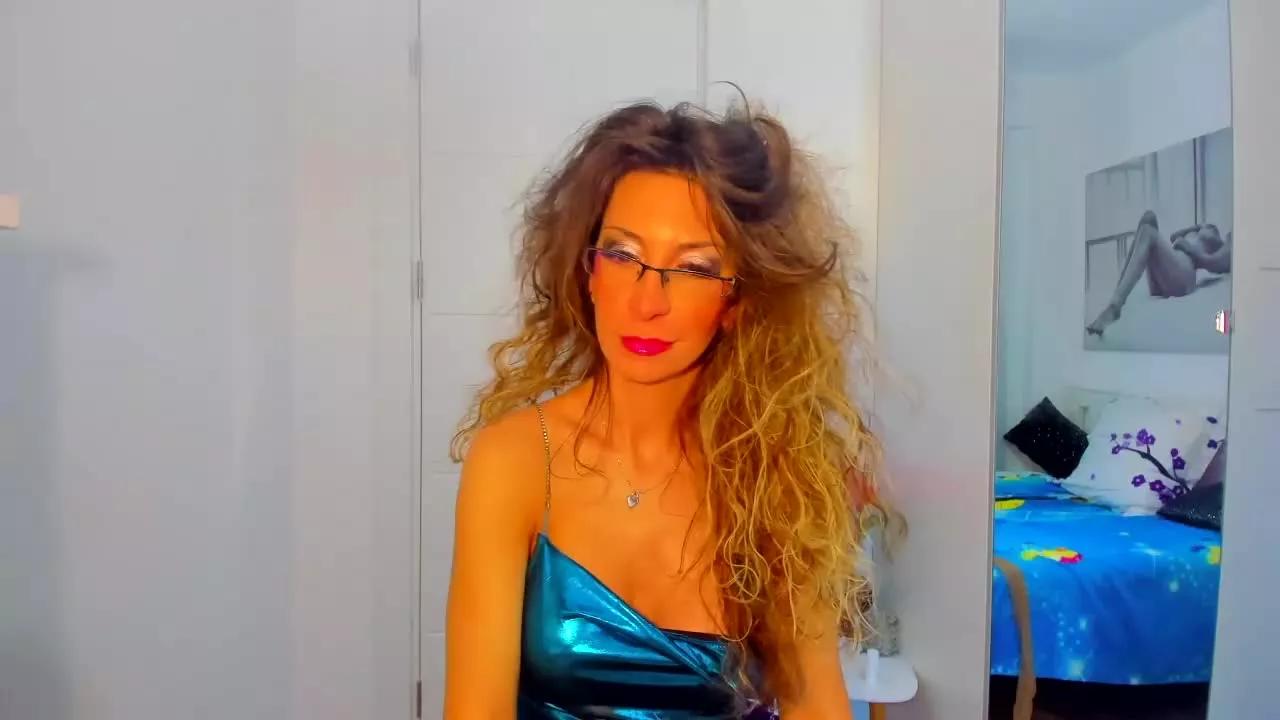 AvaMonroe77 webcams show profile image 