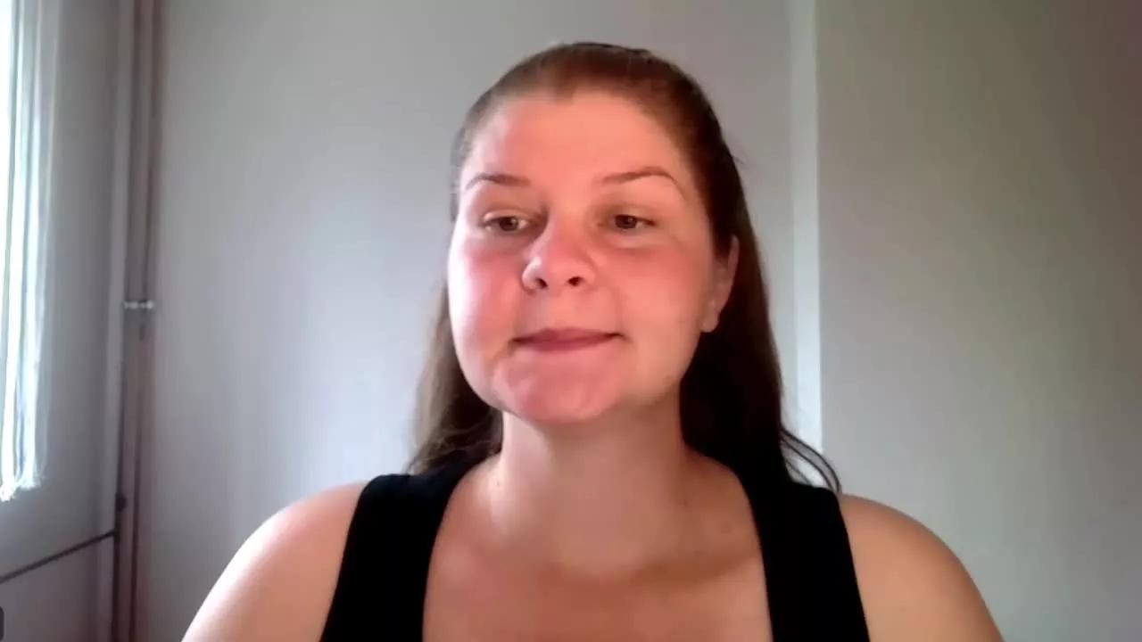 CarolineHeart webcams show profile image 