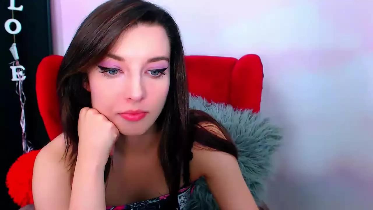 DominaLuna webcams show profile image 