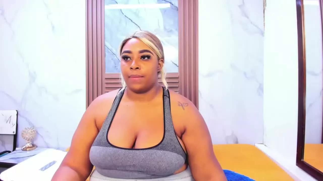 HannyManson from Streamray
