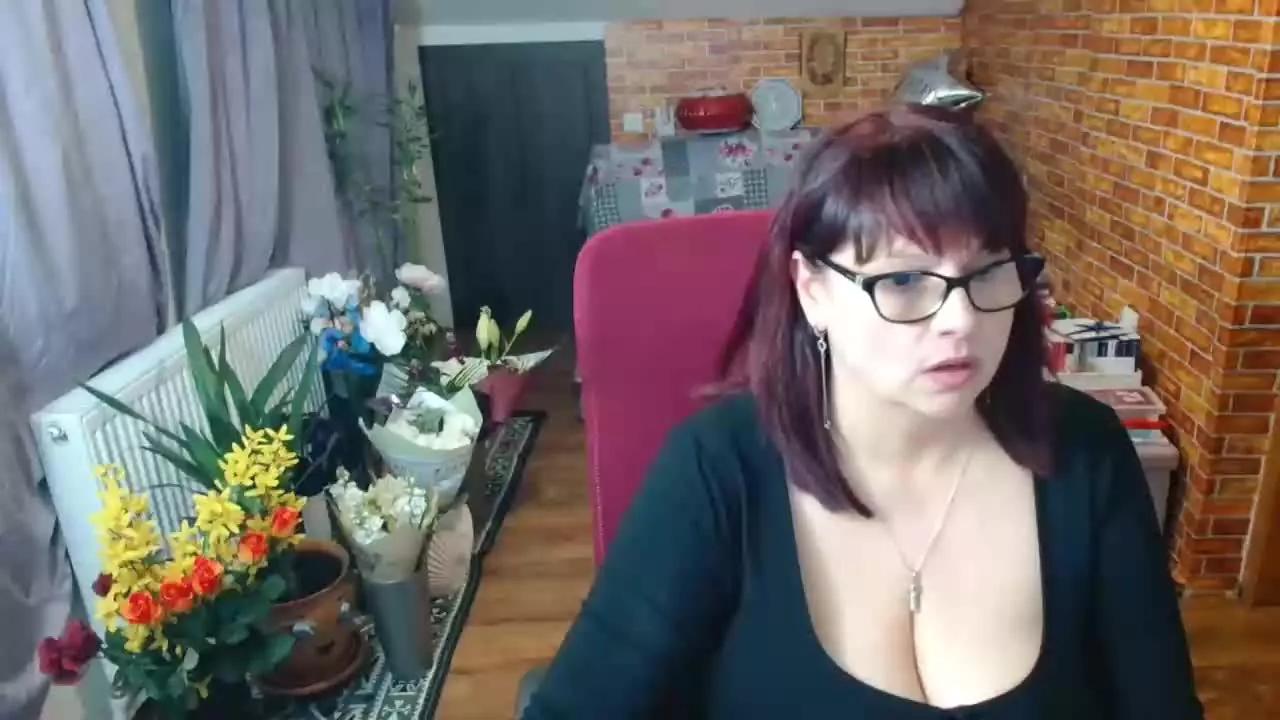 hellen37 from Streamray