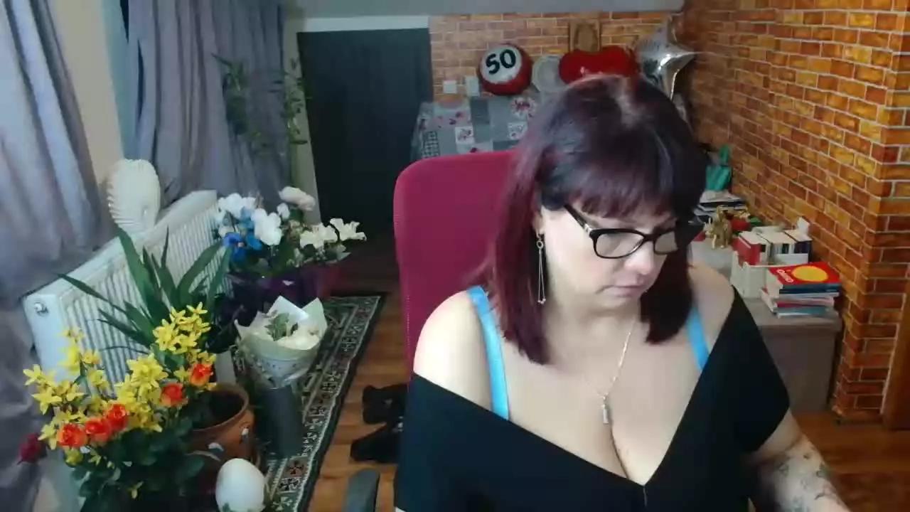 hellen37 from Streamray
