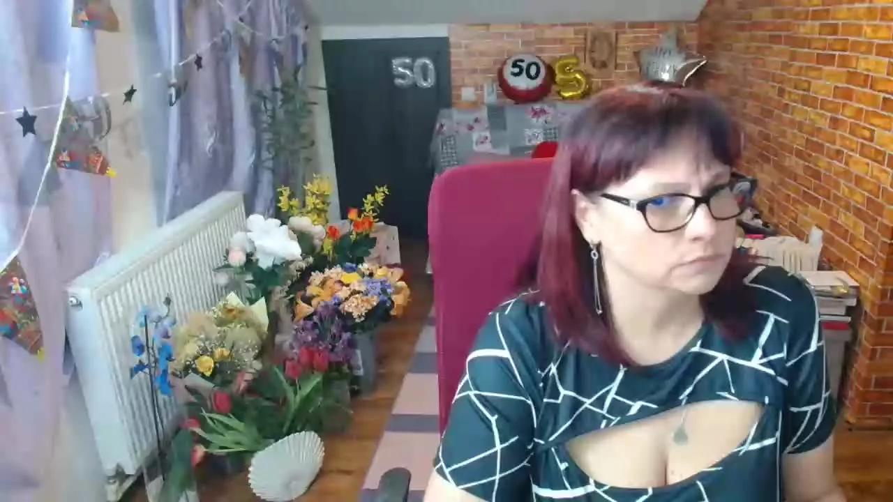 hellen37 from Streamray