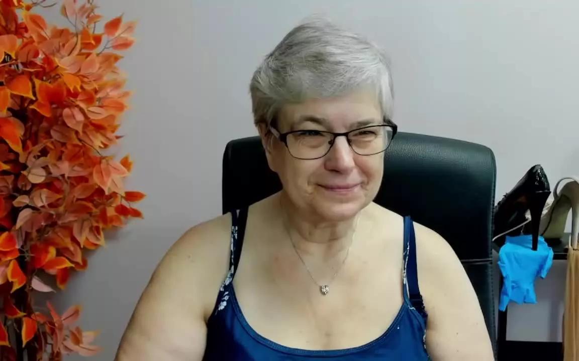 IRIStasty webcams show profile image 