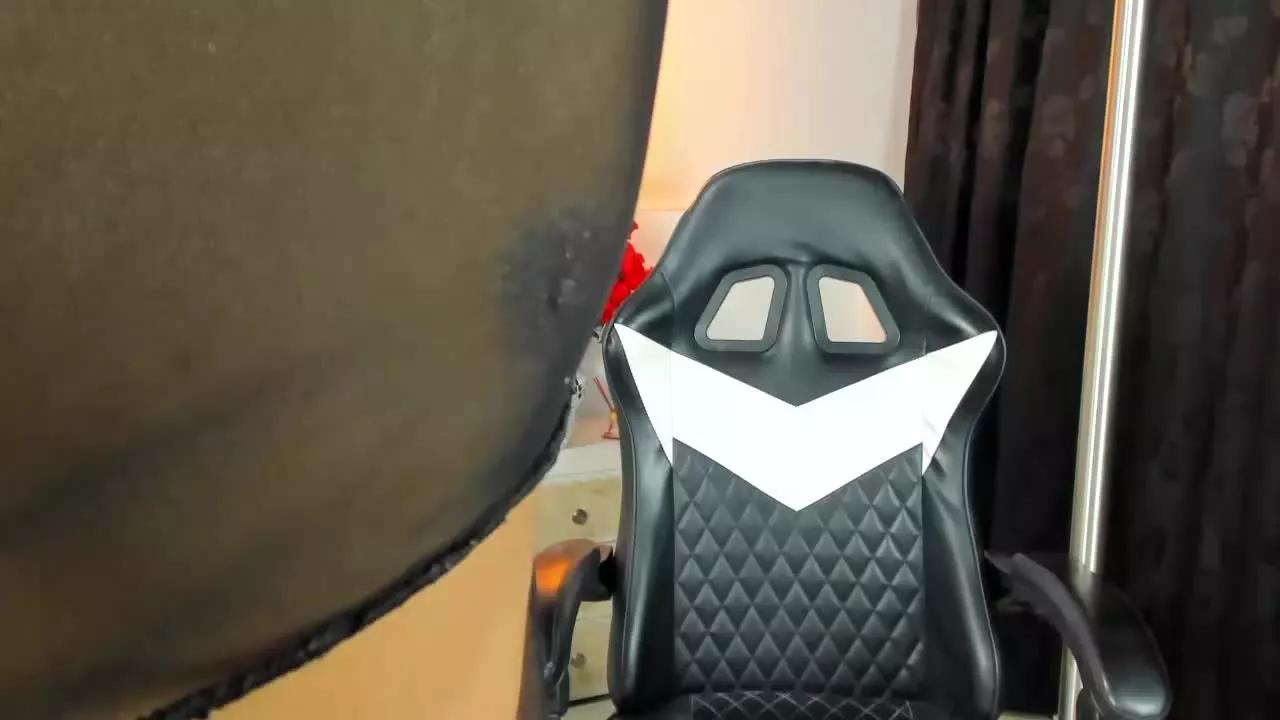 Jess_Hunter18 from Streamray