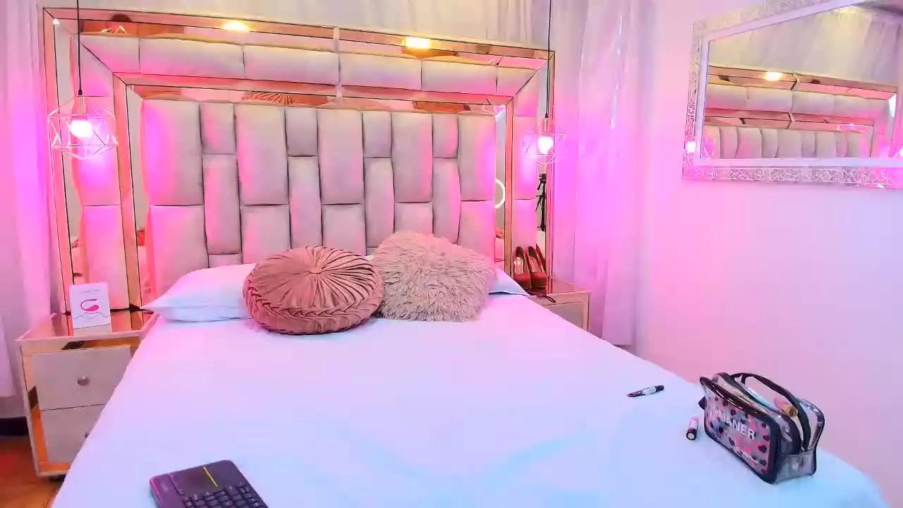 Katalina_Evans from Streamray