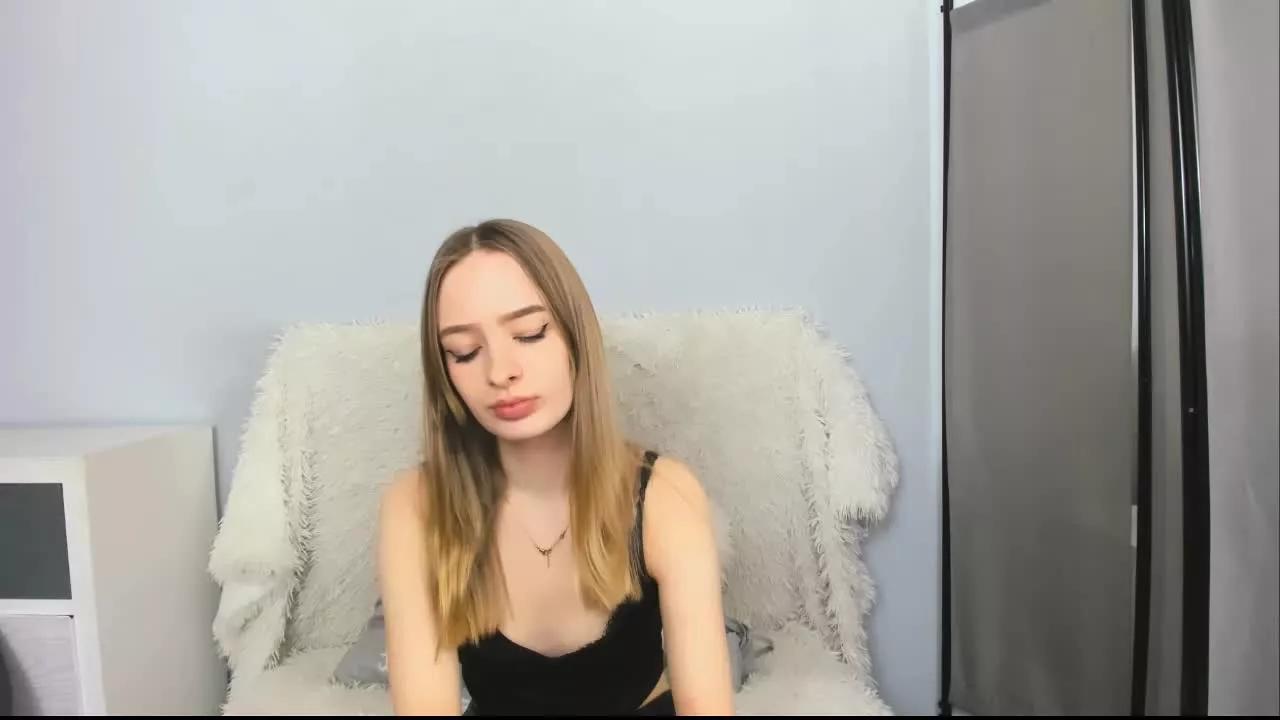 LilaGlow from Streamray