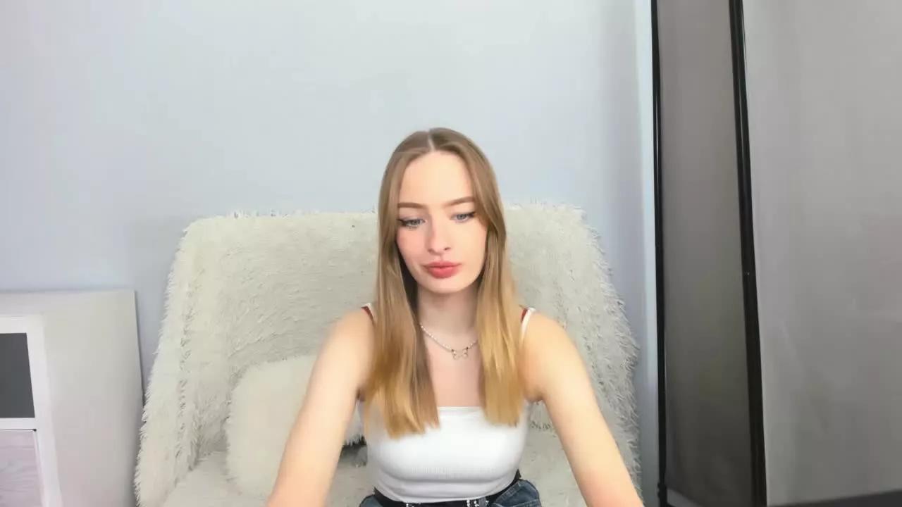 LilaGlow from Streamray