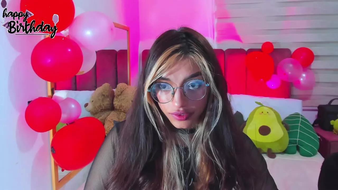 LizzieBrownn from Streamray