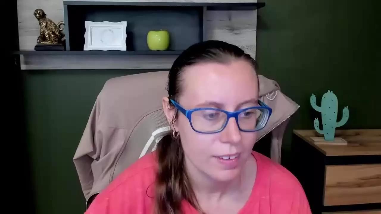 LizzySparkle from Streamray