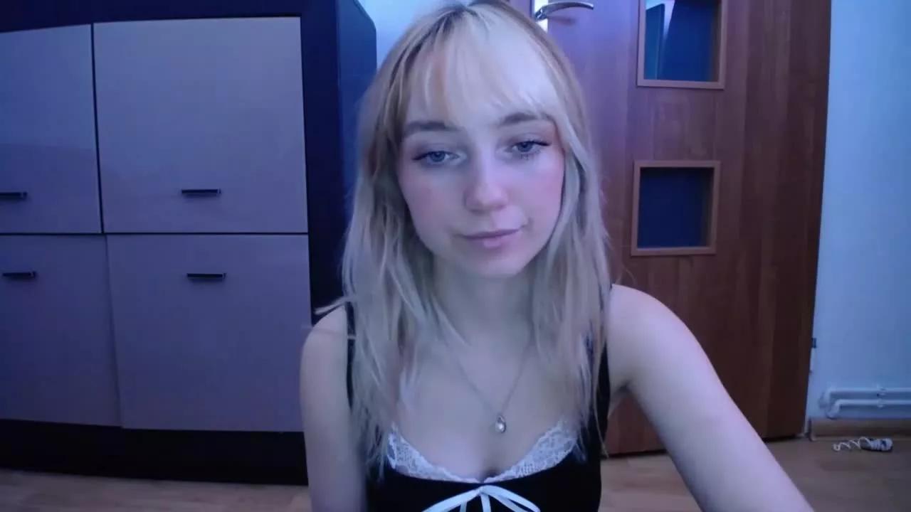 LuciaGorgeous webcams show profile image 