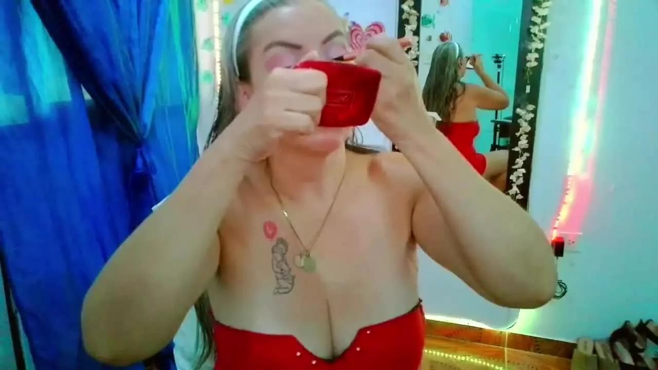 NathalyEva webcams show profile image 