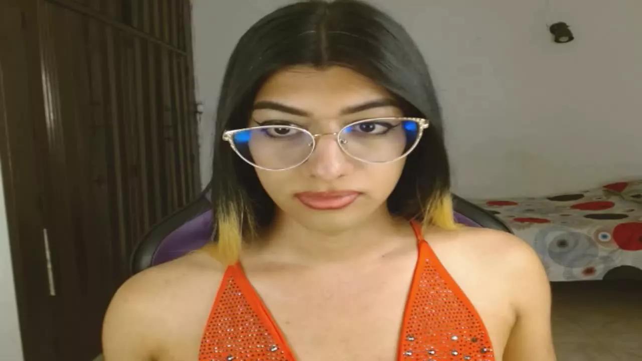 PhoenixEngel webcams show profile image 