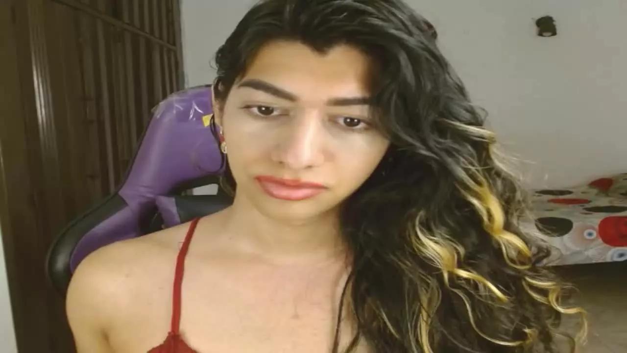 PhoenixEngel webcams show profile image 