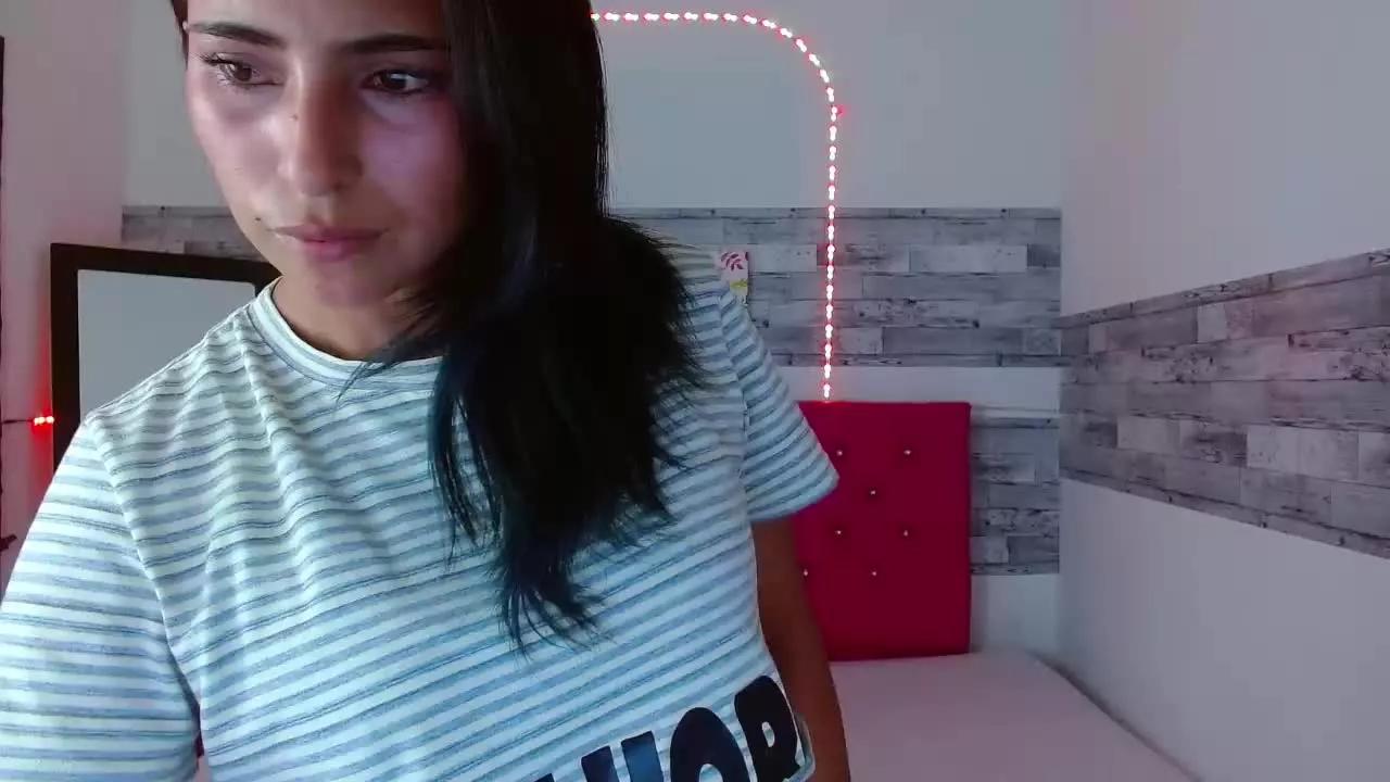 Slutneighbor1 webcams show profile image 