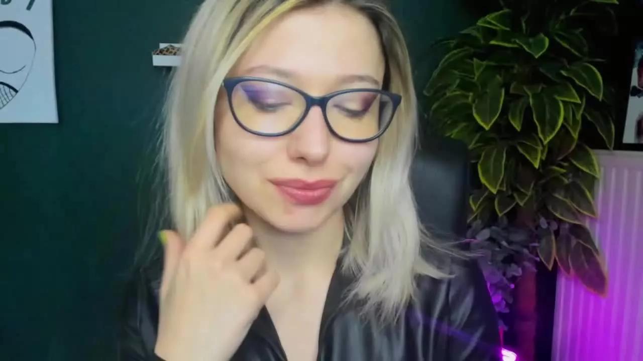 tasty_Heidi from Streamray