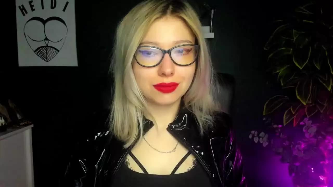 tasty_Heidi from Streamray