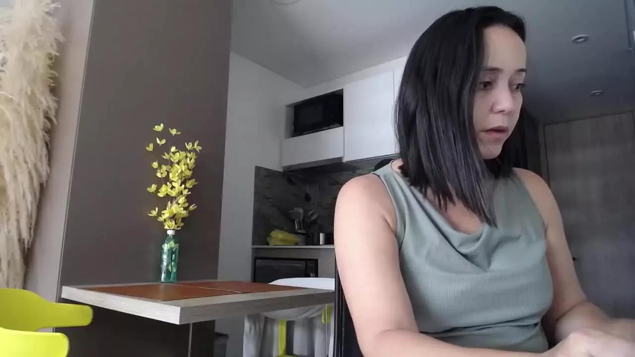 tessa_fontana from Streamray